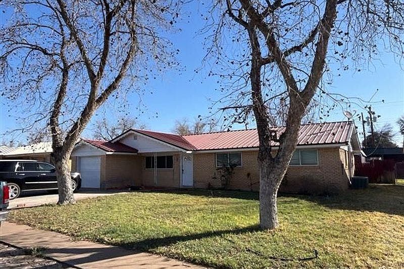 1st image of 1204 NW 12th Pl