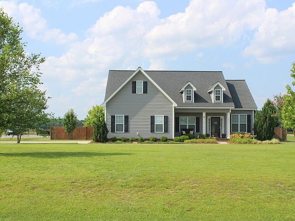 2nd image of 2811 Metfield Dr