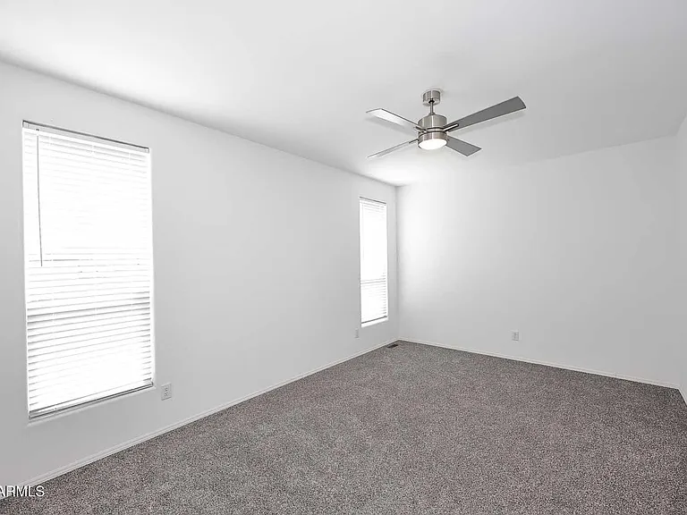 13004 N 19th Pl — Photo 15
