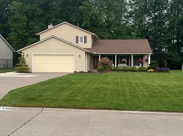 538 Stone Valley Dr, Amherst, OH 44001