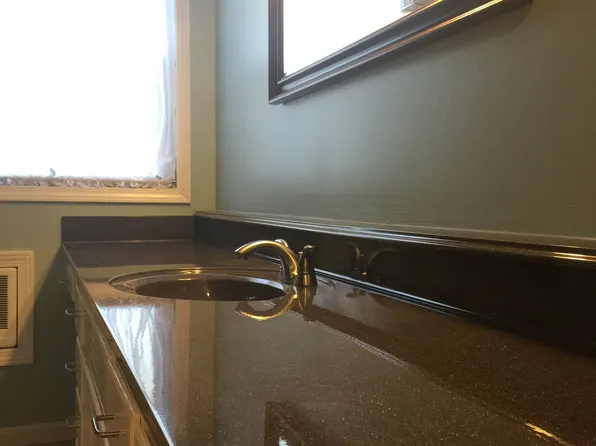 314 E 38th Pl, Tulsa, OK 74105