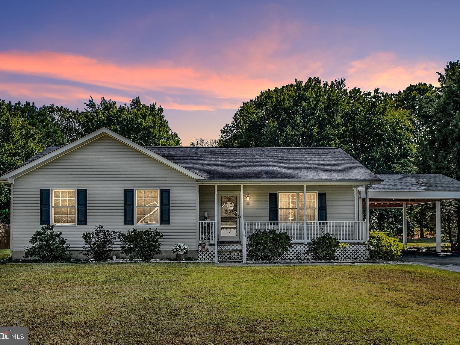 218 Meadow Ave, Colonial Beach, VA 22443 Zillow