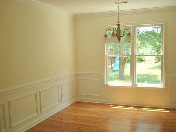 3rd image of 7509 Crestside Ln