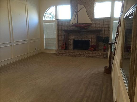 4th image of 3328 Heather Glen Dr