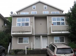 166 Florentia St #A, Seattle, WA 98109