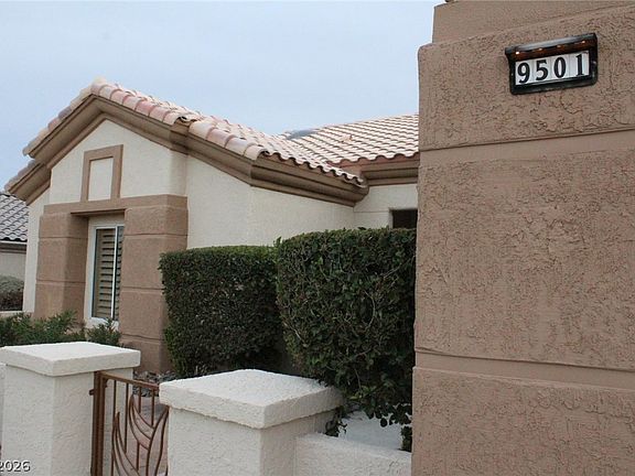 3rd image of 9501 Villa Ridge Dr