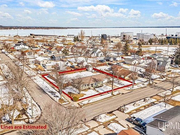 2nd image of 220 Michigan Ave