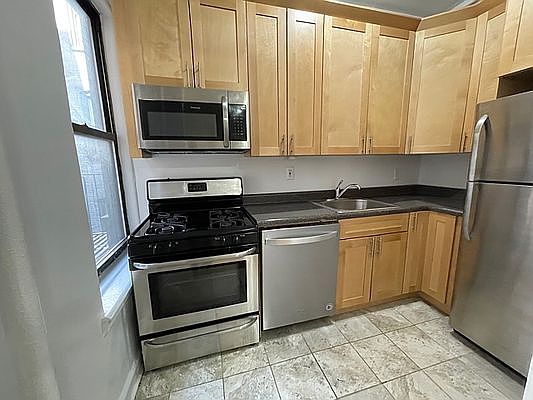 1st image of 455 Fort Washington Ave APT 2A