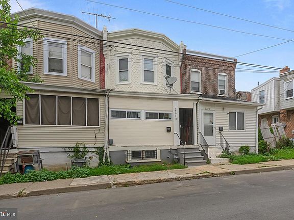 2nd image of 2313 Carter St