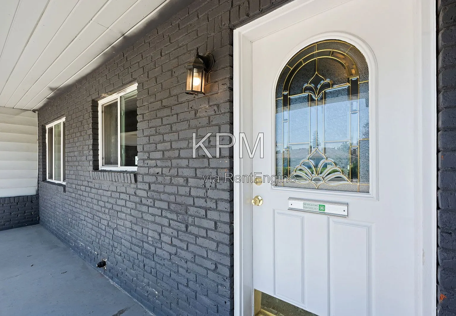 4 bed, 2.0 bath, 2165 sqft, $2,800 — Photo 4