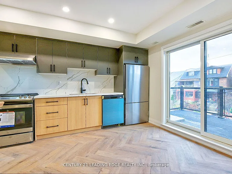 53 Boon Ave #2 — Photo 8