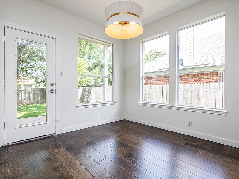 1503 Brighton Bend Ln — Photo 12