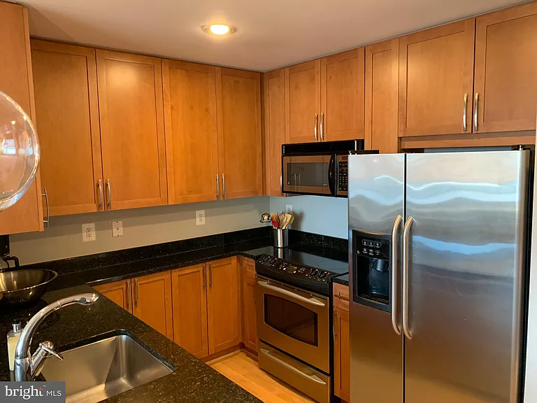 4101 Albemarle St NW #435 — Photo 6