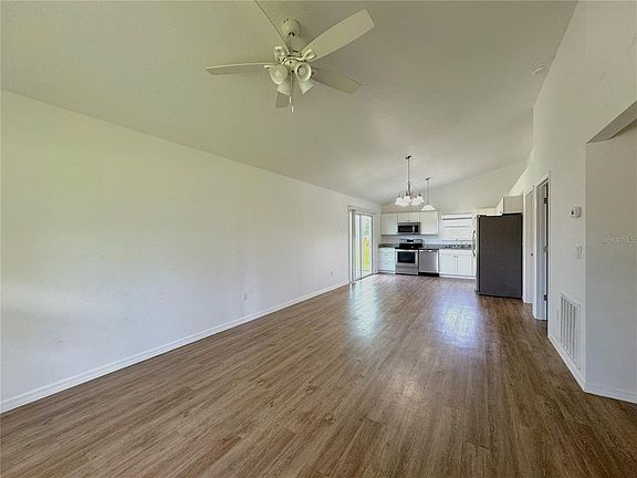 3rd image of 8225 E Rosko Ct