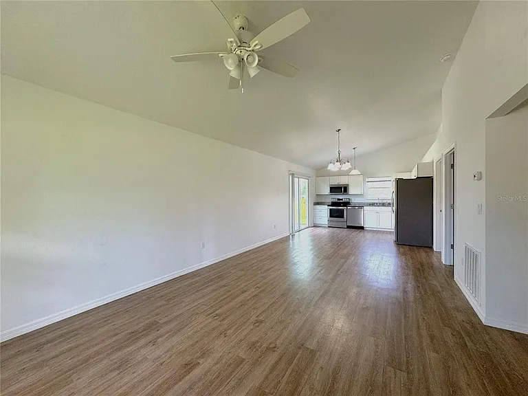 8225 E Rosko Ct — Photo 3