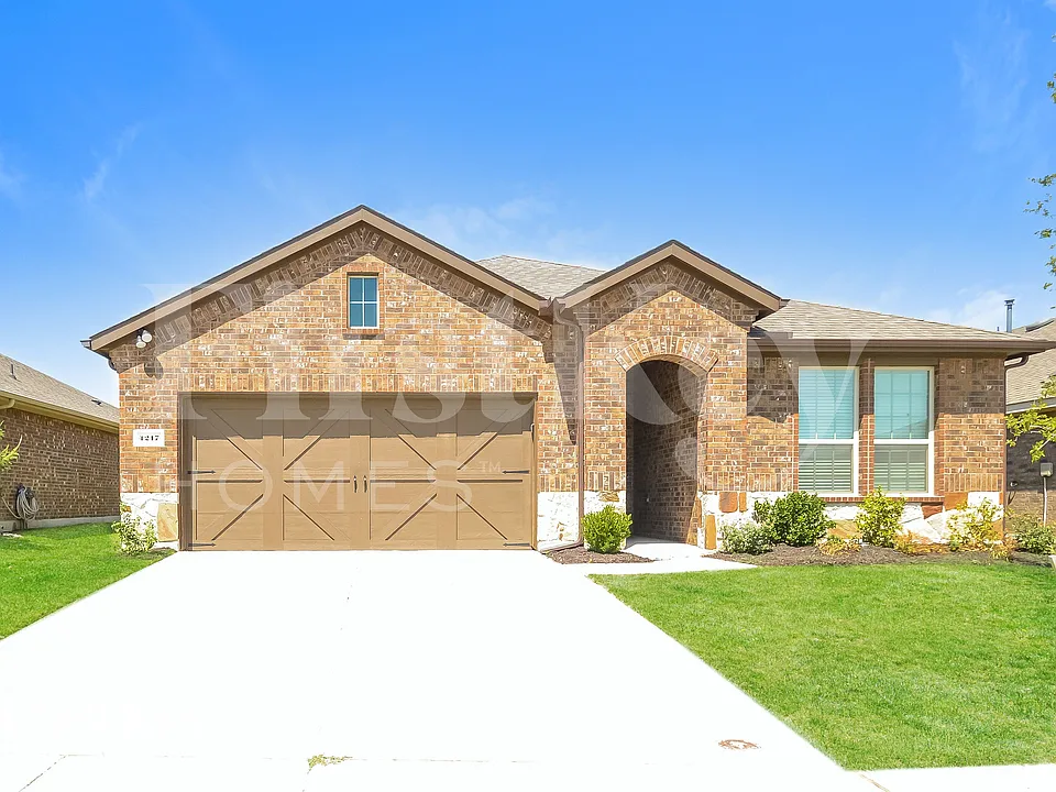 4217 Agatha Ln