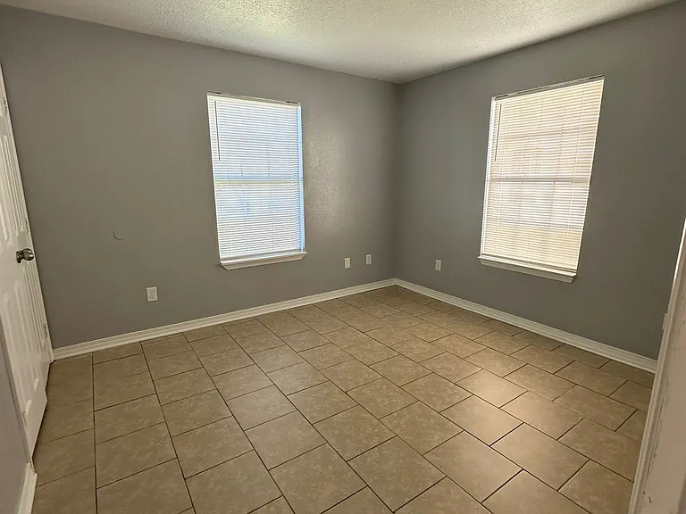 1 of 3 bedrooms This bedroom shares a bathroom with bedroom 2