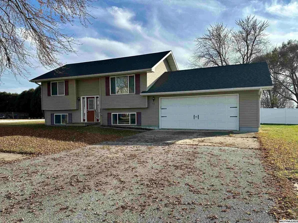 117 W Main St, Manly, IA 50456