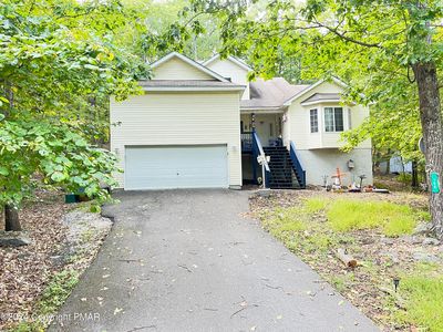 166 Saunders Dr, Bushkill, PA, 18324