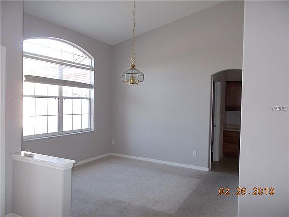 5th image of 128 Compass Rose Dr