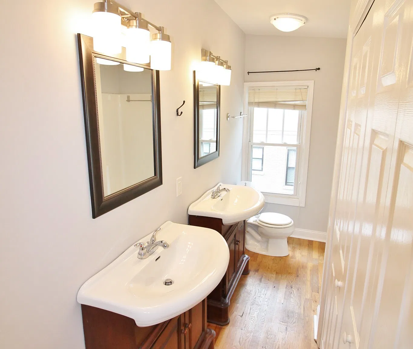 3 bed, 1025 sqft, $3,750 — Photo 4