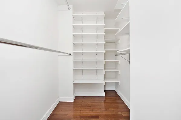 Rented by Compass | media 23