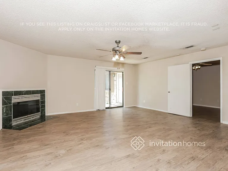 2665 Claremont Dr — Photo 9