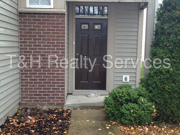 3rd image of 4541 Brookmeadow Dr