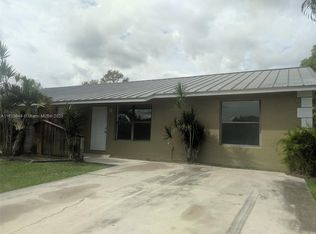 4808-4810 SE Salvatori Rd, Stuart, FL 34997