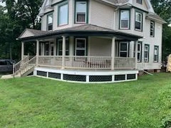 412 S Chestnut St #1, Ravenna, OH 44266