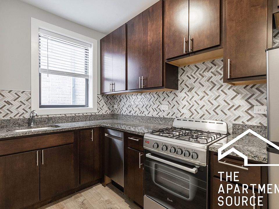 1st image of 431 W Belden Ave APT C303