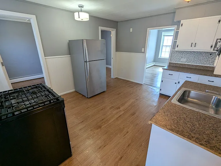 13 Hamilton St — Photo 17