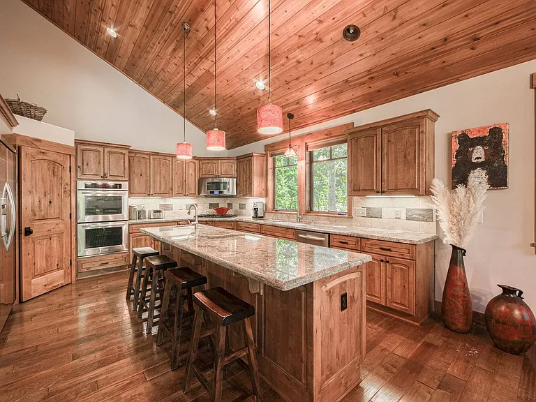 11570 Stillwater Ct — Photo 9