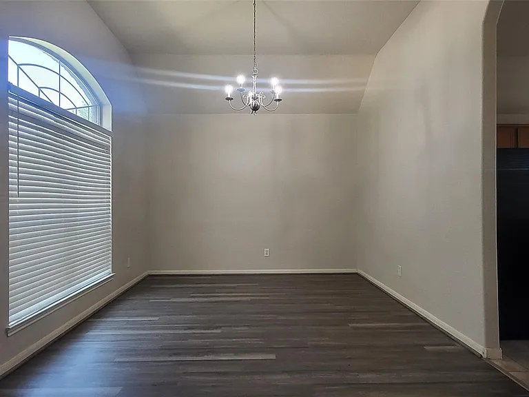 24818 Mason Trail Dr — Photo 3