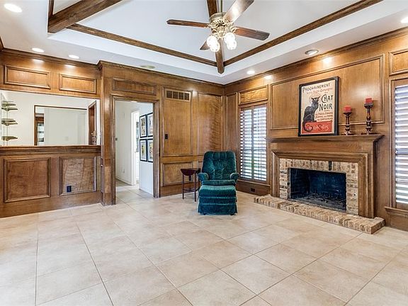 5th image of 1324 Winding Hollow Ln