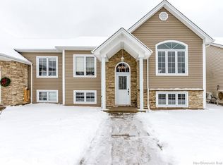 54 Croasdale St, Moncton, NB E1E 0A8
