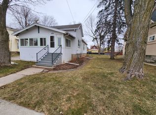 614 Monroe St, Oshkosh, WI 54901