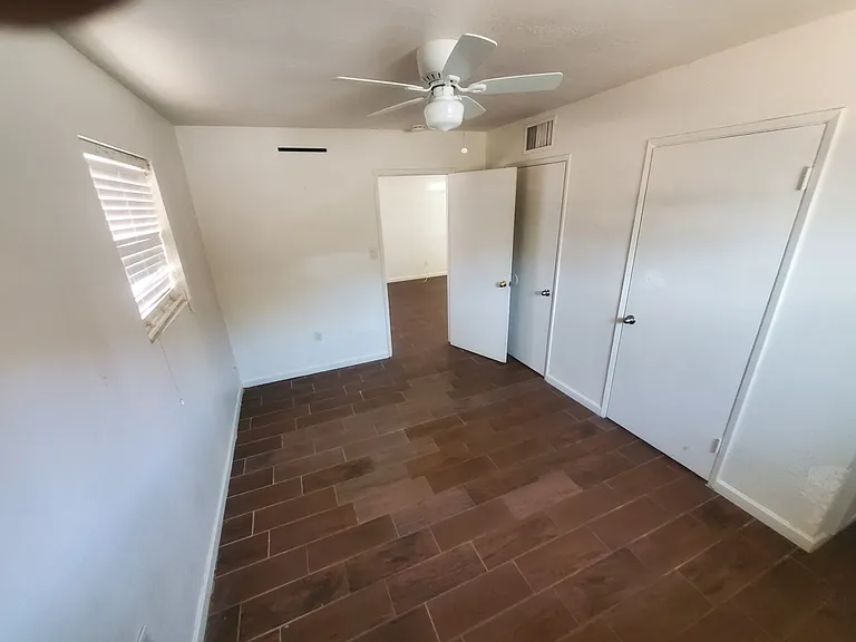 2722 W Myrtle Ave #2722 — Photo 4