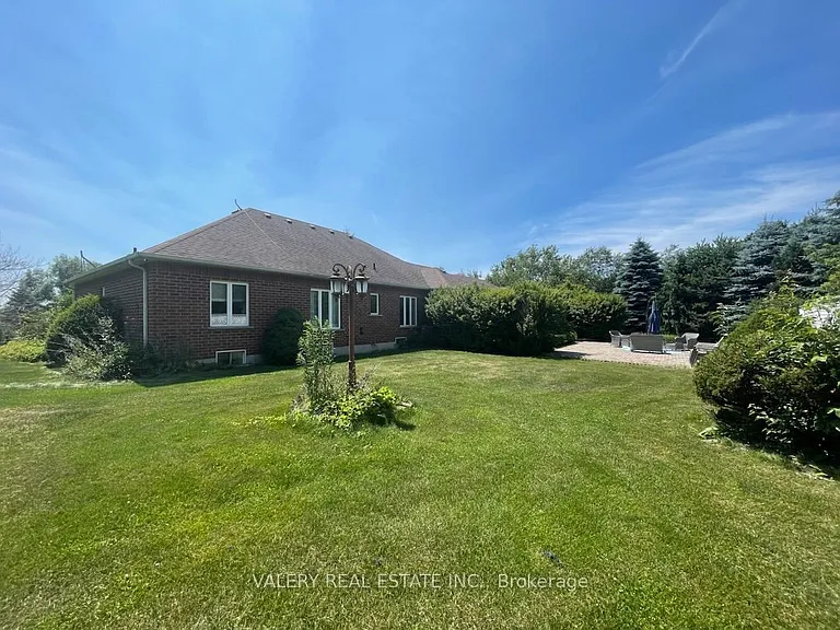 17 Southwinds Dr — Photo 38