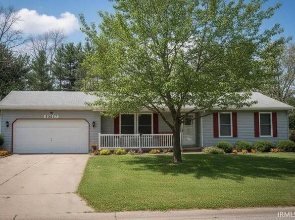 53637 Hyde Park Dr, Bristol, IN 46507