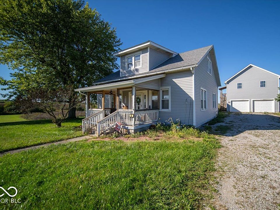 2nd image of 48 E County Road 300 N