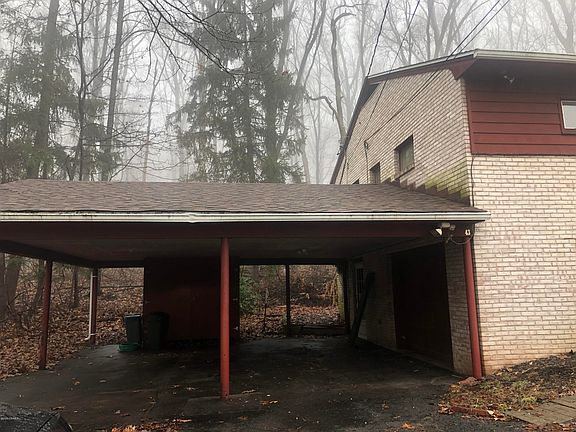 2nd image of 43 Red Oak Dr