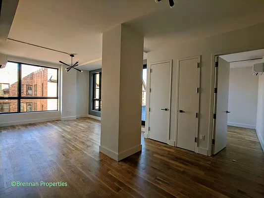 Rented by Manhattan Management LLC | media 64