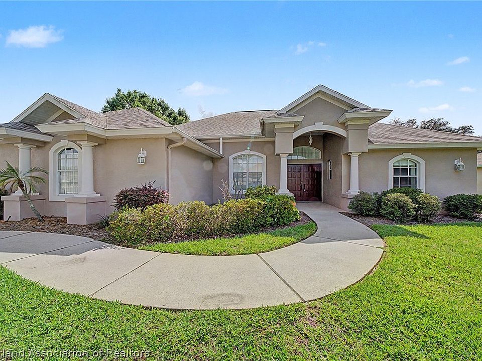 1st image of 3000 Manor Dr