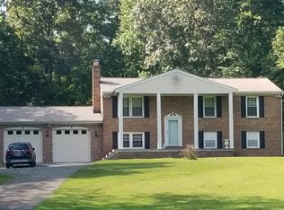 8830 Brook Dr, Waldorf, MD