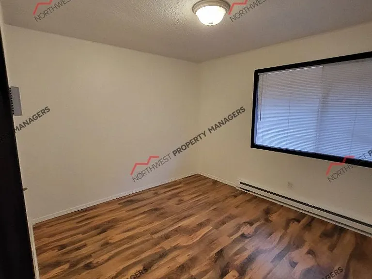 137 Baker Dr — Photo 10
