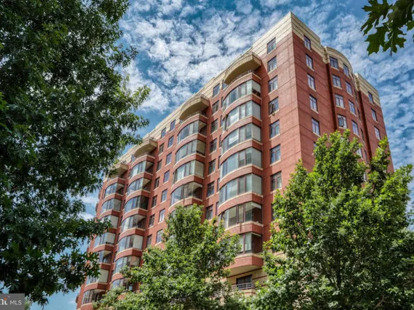 2400 Clarendon Blvd APT 1009, Arlington, VA 22201