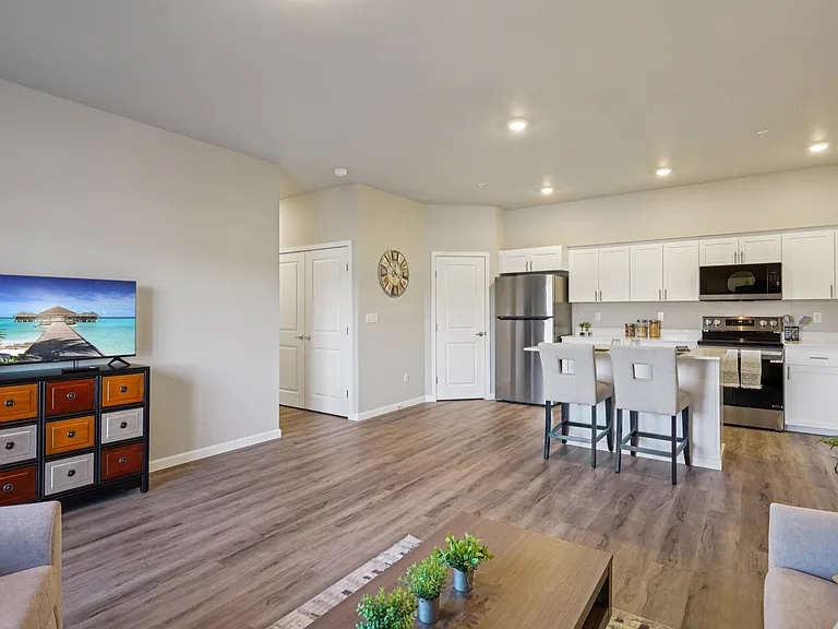 Tahoma Terrace Apartments — Photo 67