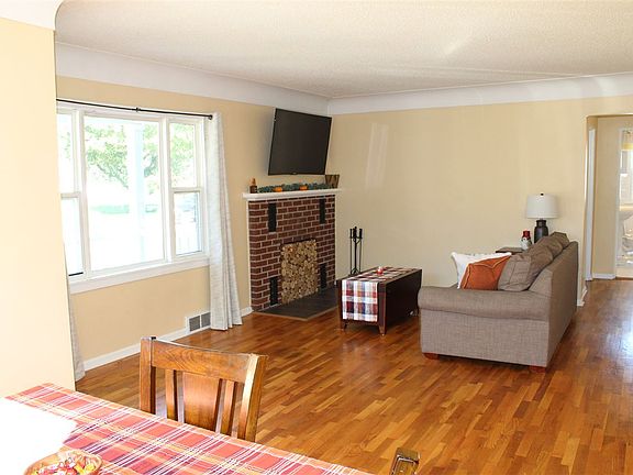 4th image of this home