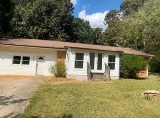 264 Poplar Rd, Newnan, GA 30263